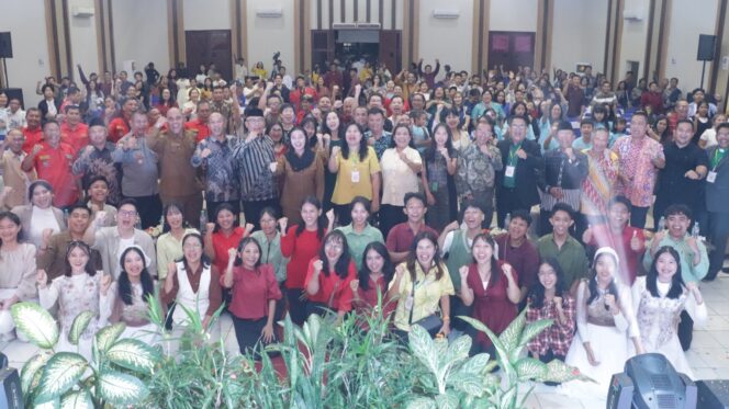 
					BKSG Brebes Rayakan Natal 2025, Teguhkan Semangat Toleransi dan Kerukunan Umat Beragama