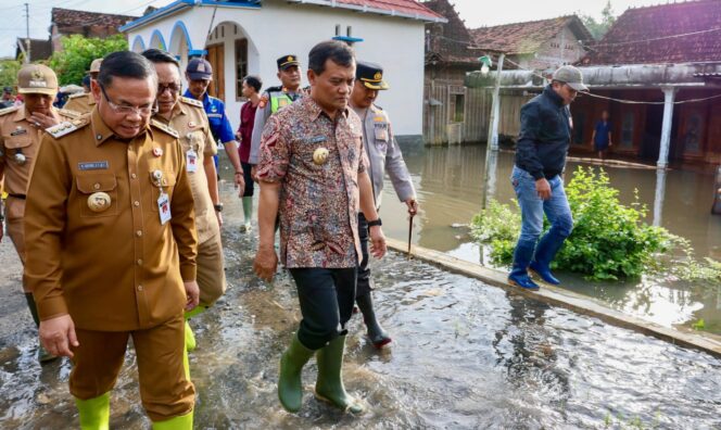 
					Penanganan Banjir dan Longsor di Jawa Tengah Dinilai Terkendali, Status Darurat Belum Diberlakukan