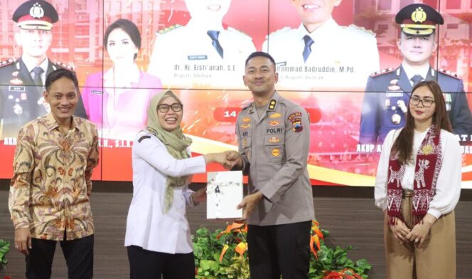 
					Pemkab Demak Gelar Lepas Sambut Kapolres, Sinergi Keamanan Terus Diperkuat