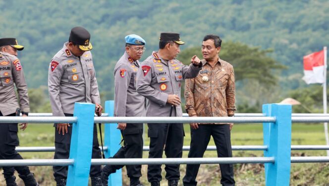 
					Jembatan Merah Putih di Prambanan Klaten Kembali Sambungkan Dua Desa Setelah Lima Tahun Terisolasi