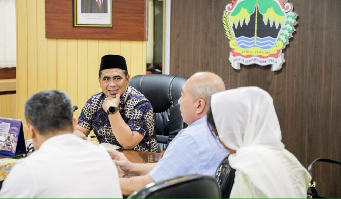 
					Wagub Jateng Dukung Rencana Investasi Air Minum Perusahaan China di Boyolali