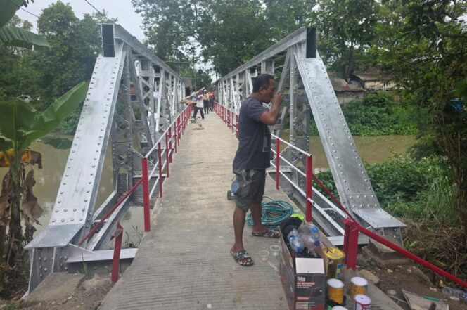 
					Polres Demak Tuntaskan Pembangunan Jembatan Merah Putih Presisi, Akses Warga Kini Lebih Aman