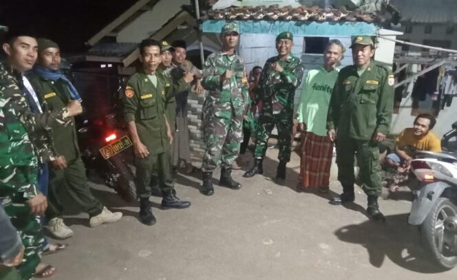
					Babinsa Koramil Subah Intensifkan Patroli Malam, Pastikan Keamanan Lingkungan Warga