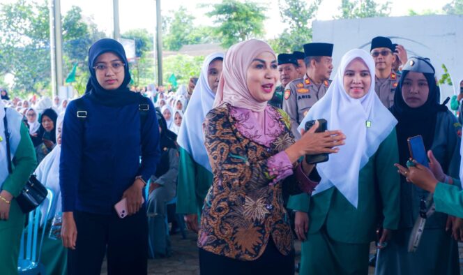 
					Bupati Kendal Puji Kiprah Fatayat NU pada Pelantikan Pengurus Cabang Periode 2025–2030