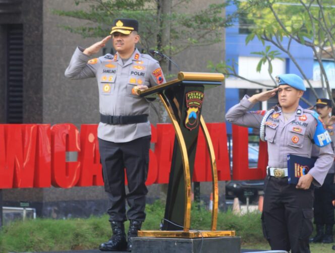 
					Pimpin Upacara Hari Kesadaran Nasional, Kapolres Demak Tekankan Profesionalisme dan Pelayanan Humanis