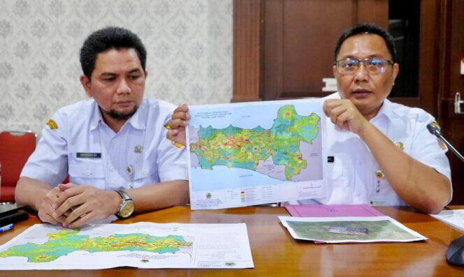 
					Kajian Dinas ESDM: Longsor di Kawasan Lereng Gunung Slamet Dipengaruhi Cuaca Ekstrem