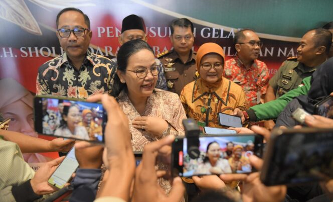 
					Pemkot Semarang Lakukan Langkah Darurat Usai Jembatan Penghubung di Mangkang Wetan Ambruk