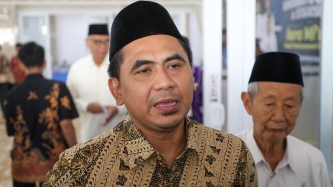 
					Wagub Jateng Pantau Penanganan Banjir Pekalongan, Tekankan Kelayakan Fasilitas Pengungsi