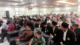 Sejumlah santri bersama orang tua wali murid mengikuti pembukaan FASI IX di Unwahas. (Foto: Tim Kabarjateng.id)