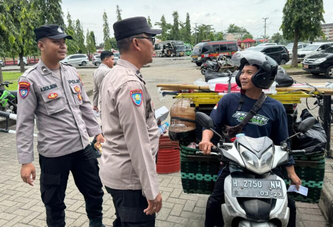 
					Satbinmas Polres Kendal Gencarkan Edukasi Tertib Lalu Lintas kepada Masyarakat