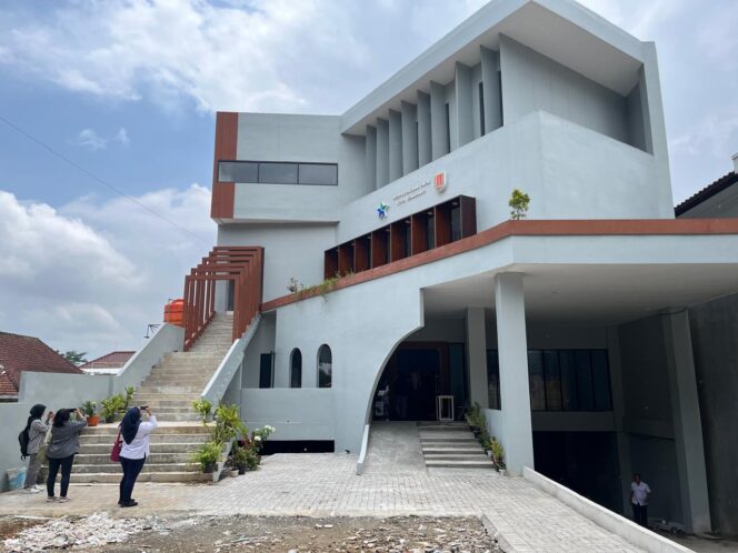 
					Pemkot Semarang Tuntaskan Pembangunan Gedung Perpustakaan Baru di Banyumanik