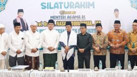 Menag Prof Dr KH Nasaruddin Umar, MA bersama jajaran Kemenag Demak dan Pengurus Futuhiyah Demak | sumber Kemenag Demak.