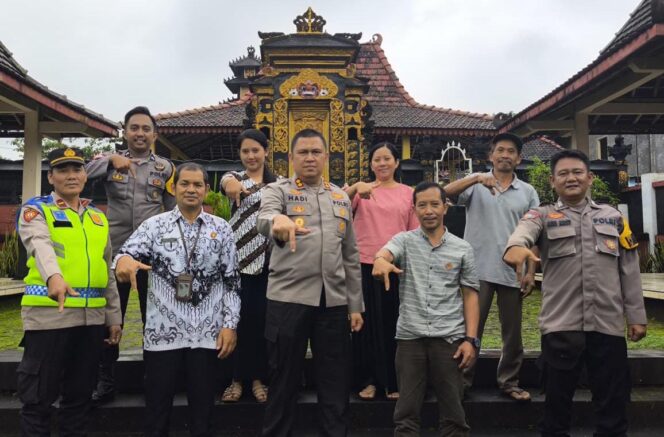 
					Kapolres Jepara Perkuat Silaturahmi Lintas Agama, Kunjungi Tokoh Hindu di Pakis Aji untuk Jaga Kerukunan dan Kamtibmas