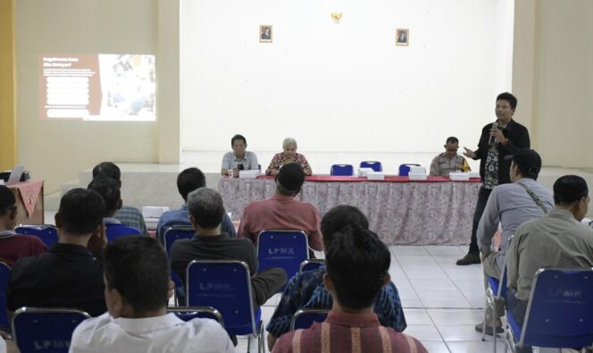 
					Kolaborasi Bawaslu dan DPRD Kota Semarang Dorong Peran Aktif Warga Cegah Pelanggaran Pemilu