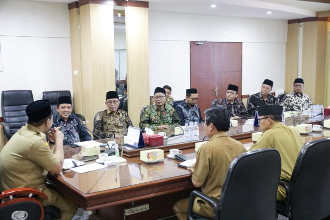 
					Wagub Jateng Pastikan Rencana SMA Negeri Baru di Pati Fokus Tambakromo dan Jaken, Bukan Margoyoso