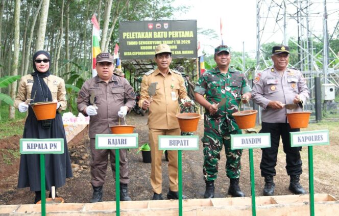 
					TMMD Sengkuyung Tahap I Kodim 0736/Batang Resmi Dibuka, Perkuat Akses Desa dan Dorong Ekonomi Warga
