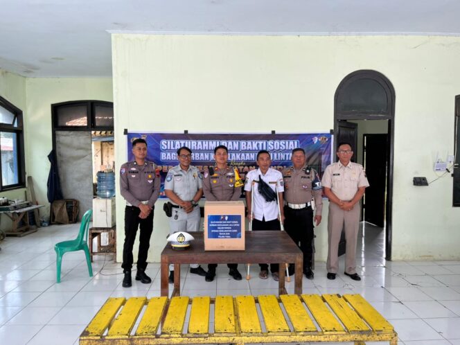 
					Polres Tegal Gelar Bakti Sosial kepada Korban Kecelakaan Lalu Lintas dalam Rangka Ops Keselamatan