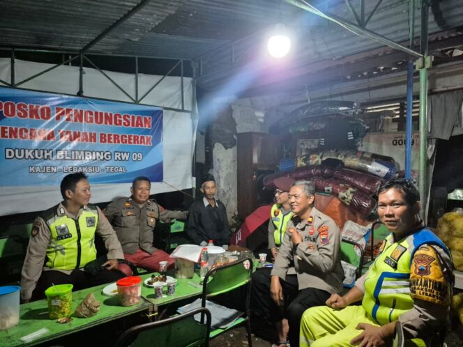 
					Update Penanganan Bencana Tanah Bergerak di Desa Kajen: Polri Fokus Evakuasi dan Keselamatan Warga