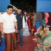 Wakil Gubenur Jateng, Tak Yasin Tinjau Terdampak Bencana Tanah Bergerak di Padasari, Selasa (17/02). (Foto: Humas Pemkab Tegal)
