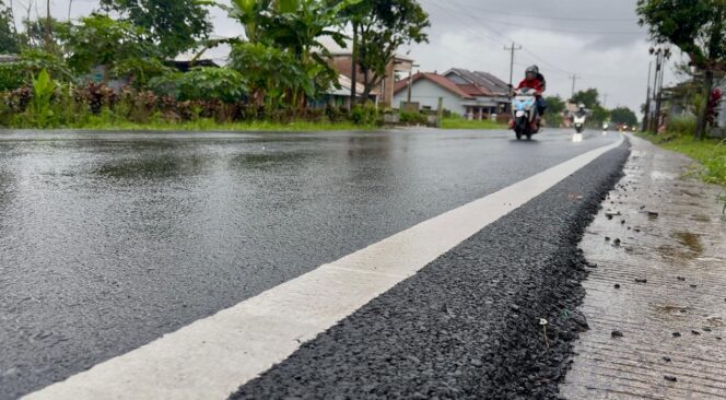 
					Pemprov Jateng Perbaiki Ribuan Jalan Berlubang, Jelang Mudik Lebaran Harus Rampung