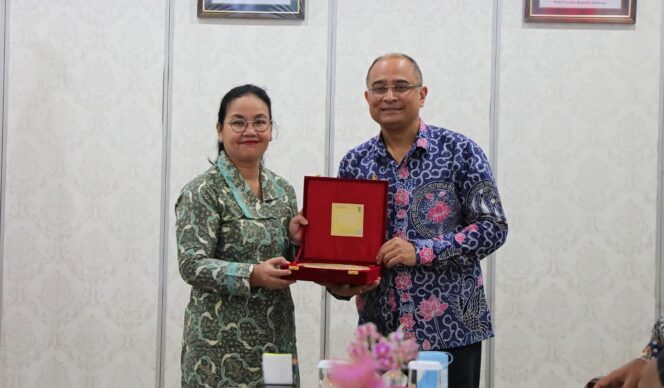 
					Sambut Dubes India, Wali Kota Agustina Perkuat Kerja Sama Investasi, Pendidikan dan Budaya