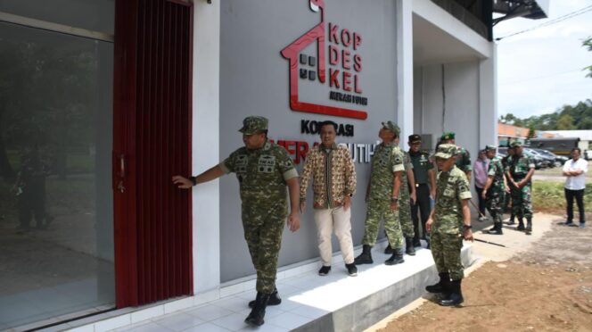 
					Kasdam IV/Diponegoro Pastikan Pembangunan Ekonomi dan Infrastruktur Desa di Wonosobo Tepat Sasaran