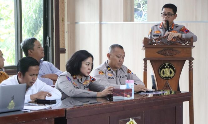 
					Polresta Magelang Samakan Persepsi SKB 3 Menteri 2026 Jelang Mudik Lebaran