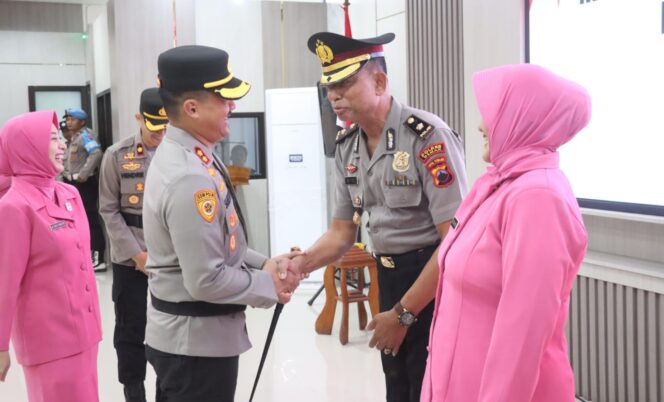 
					Kompol Santoso Naik Pangkat Pengabdian, Kapolres Demak Tegaskan Komitmen Integritas dan Pelayanan Publik