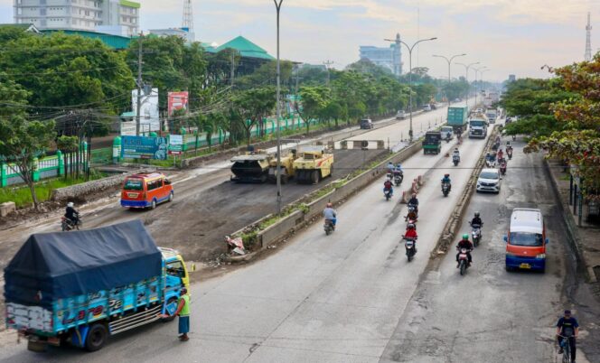 
					Hadapi Lonjakan Pemudik, Jateng Pastikan 93,47 Persen Jalan Nasional Siap Dilalui