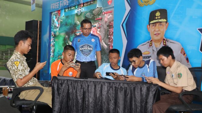
					Polres Tegal Gelar Lomba Esport, Wujudkan Generasi Muda Berprestasi dan Berintegritas