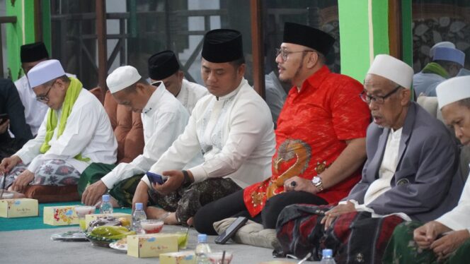 
					Dedy Yon Hadiri Do’a Bersama Haul ke-5 Almarhum H. Nurohman Nasori
