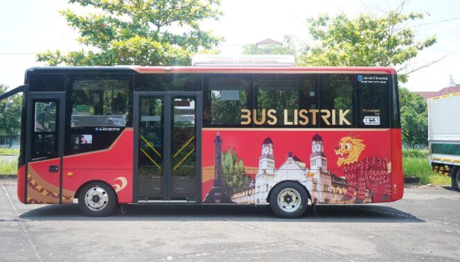 
					Pemkot Semarang Perluas Operasional Bus Listrik, Uji Coba Fokus Jalur Datar