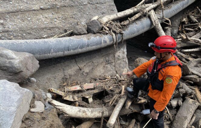 
					Empat Penambang Hilang Terseret Lahar Dingin Gunung Merapi di Sungai Senowo Magelang