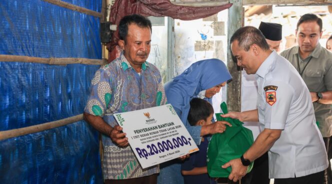 
					Tangis Haru Sukri Pecah, Program RTLH Jawa Tengah Hadirkan Harapan di Sragen