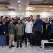 Seluruh peserta dan pimpinan Unwahas dalam bedah buku atlet berprestasi | Unwahas.