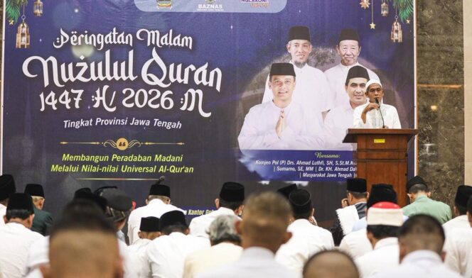 
					Tarawih Keliling, Sekda Jateng Ajak Umat Tingkatkan Ibadah di Penghujung Ramadan