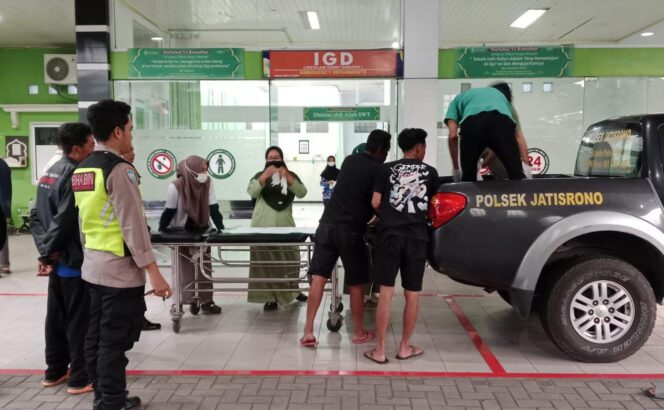 
					Remaja Tewas Terlindas Truk di Perbatasan Jatisrono–Slogohimo, Diduga Usai Memacu Motor dengan Kecepatan Tinggi