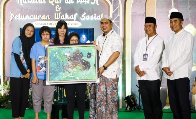 
					Wagub Jateng Luncurkan Gerakan Wakaf Sosial, Dorong Perbankan Perkuat Ekonomi Umat