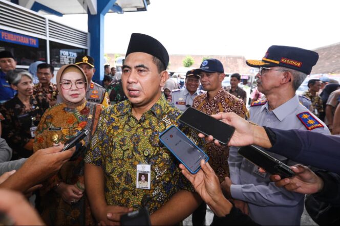 
					Internet Gratis di 382 Titik Publik, Pemprov Jateng Fasilitasi Pemudik Lebaran 2026