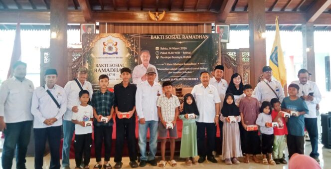 
					Perkuat Kepedulian Sosial, Kadin Brebes Bagikan Ribuan Paket Bantuan dan Santuni Anak Yatim di Bumiayu