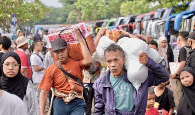 
					Mudik Gratis Jateng 2026 Siap Berangkat, 325 Bus dan Awak Lulus Pemeriksaan