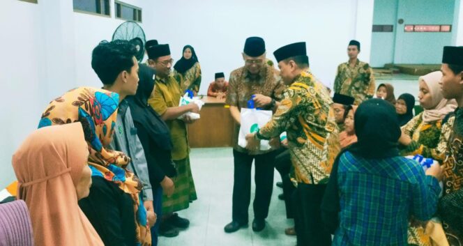 
					Sambut Lebaran, UPZ Lazisma MAJT Salurkan 507 Paket Zakat dan Sembako untuk Warga Duafa