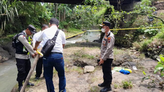 
					Penemuan Orok Bayi Perempuan di Bawah Jembatan Gegerkan Warga Leyangan Ungaran Timur