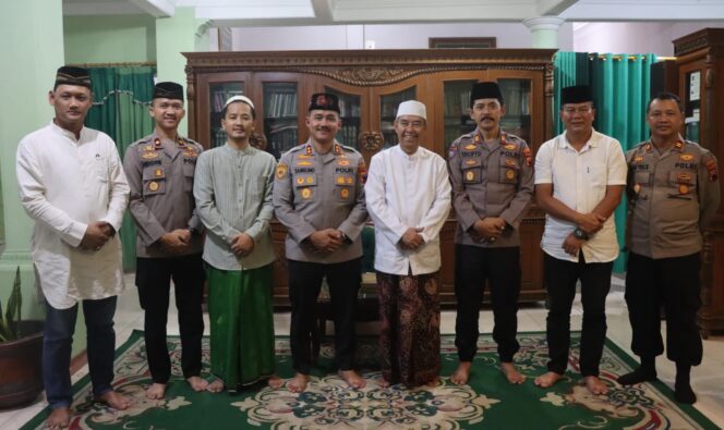 
					Kapolres Demak Perkuat Sinergi dengan Ulama Jelang Idul Fitri