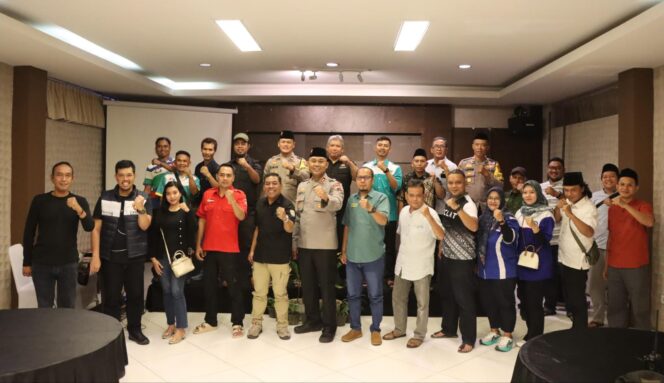 
					Polres Kendal Perkuat Sinergi dengan Dewan Buruh Lewat Buka Puasa Bersama