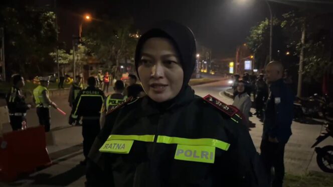 
					Kapolres Semarang Patroli Motor Saat Malam Takbir, Pantau Kondisi Wilayah