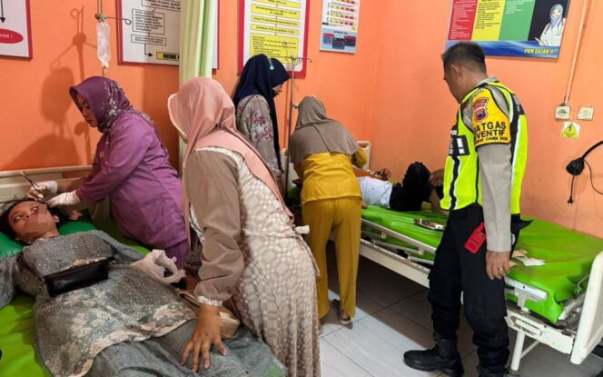 
					Bentrokan Warnai Orkes di Demak, Polisi Evakuasi Korban dan Kejar Pelaku Lempar Batu