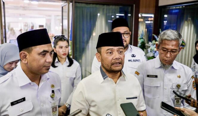 
					WFH ASN di Jateng Masih Dikaji, Gubernur Tegaskan Tak Bisa Disamakan dengan Pusat