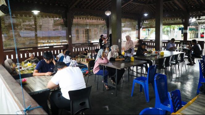 
					Geliat Ekonomi Jateng Saat Mudik Lebaran 2026: UMKM dan Wisata Kebanjiran Rezeki