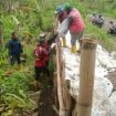 Pemkot Semarang melakukan pemasangan sandbag dan kisdam mengurangi intensitas banjir | dok humas pemkot.
